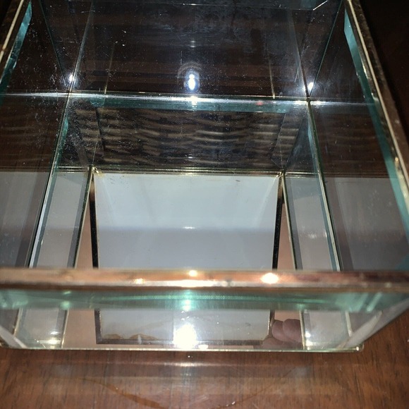 Vintage Mirrored Glass Angel/Rapheal Trinket Box - Picture 5 of 11